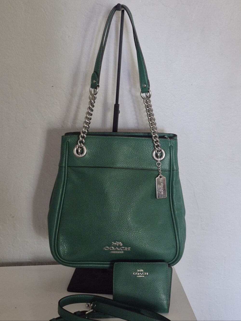 Coach Cammie Chain Bucket Bag Green Pebbled Leather And Matching Wallet